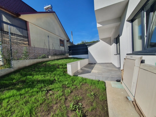 Casa 4 camere - Bucium