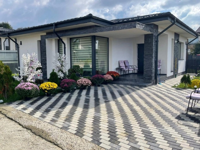 Casa 4 camere - Visani