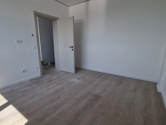 Casa 4 camere - Bucium